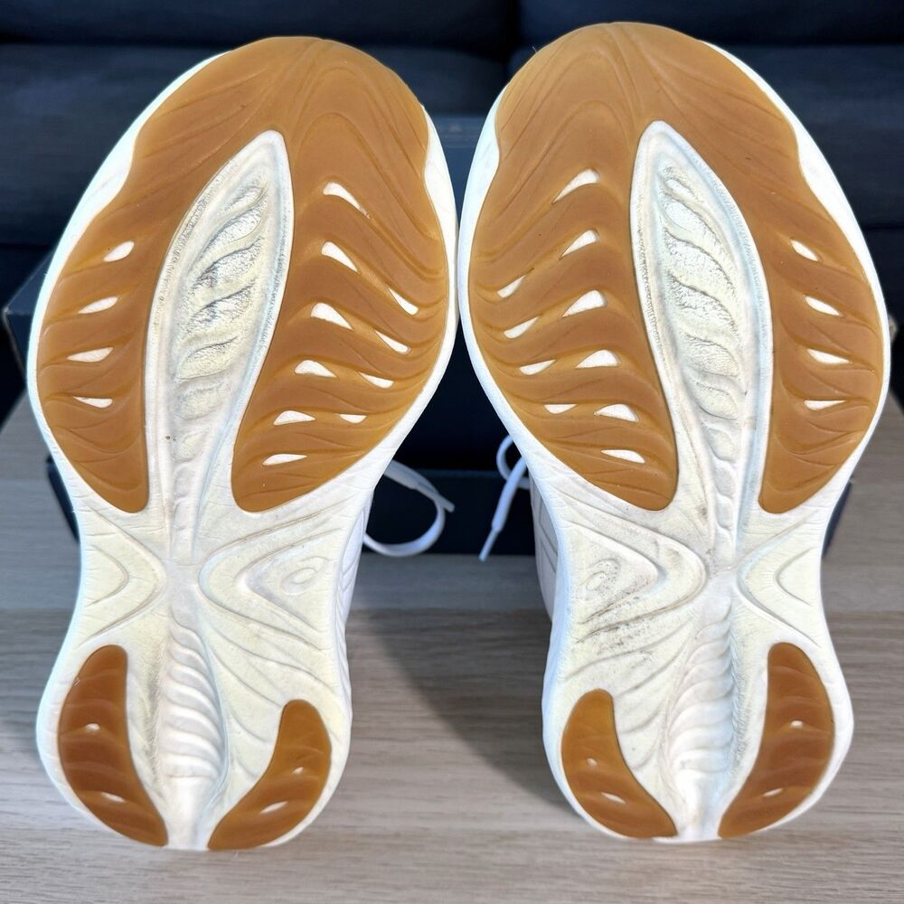 ASICS Gel-Cumulus 25 White Gum Running Shoes 1012B441 Women's Size 8.5 - Picture 10 of 12